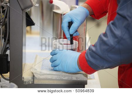 Preparation of paint for car painting in car body shop laboratory