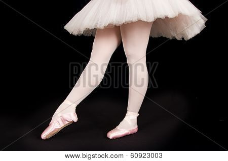 A Ballet Dancer Standing On Toes While Dancing Artistic Conversion