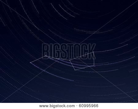 series of Ursa Major shots during 1.5h,  merged in photoshop