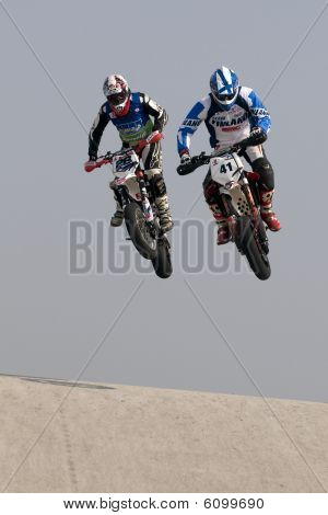 Supermoto