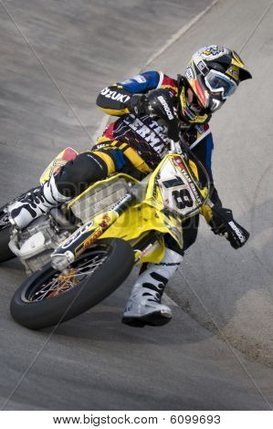 Supermoto