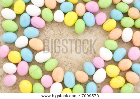 Forma de corazón de caramelo Pascua huevo frontera