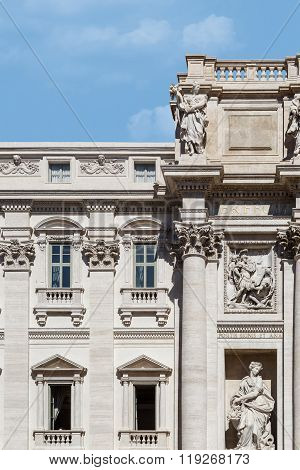 Trevi Fountain View