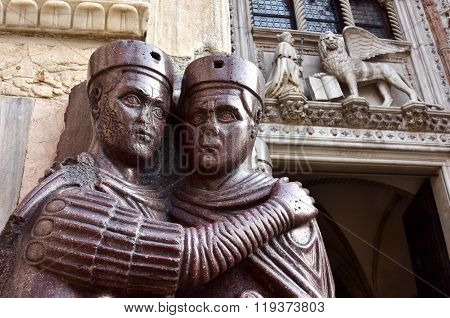 Tetrarchs With Venice Winged Lion In Saint Mark Square