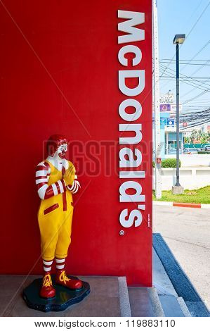 PATTAYA, THAILAND - FEBRUARY 25, 2016: Ronald McDonald character near McDonald's restaurant. Ronald McDonald is a clown character used as the primary mascot of the McDonald's restaurant chain.