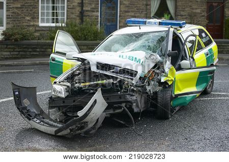Volvo V40 Ambulance Wrecked In Collision While On Emergency Call