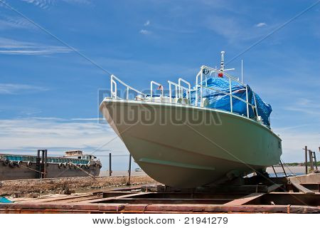 Bote de pintura