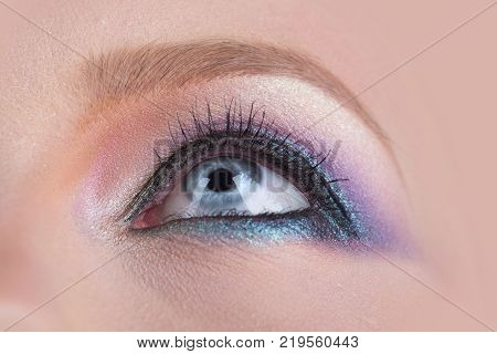 Blue Eye, Pink Colorful Make-up Close-up, Macro Beautiful Women’s Eye With Perfect Shape Eyebrows. C