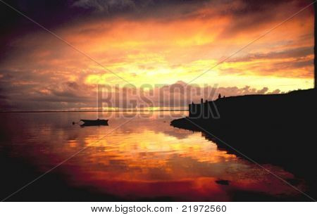 Solnedgang på havet