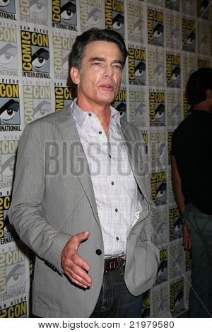 Сан-Диего - Июл 21: Питер Галлахер на съезде Comic-Con 2011 в Сан-Диего Convetion центр 