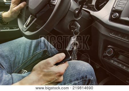 People click on the phone while driving the driver calls while driving the driver smokes while driving people and the extreme situation on the road