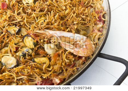 Fideua