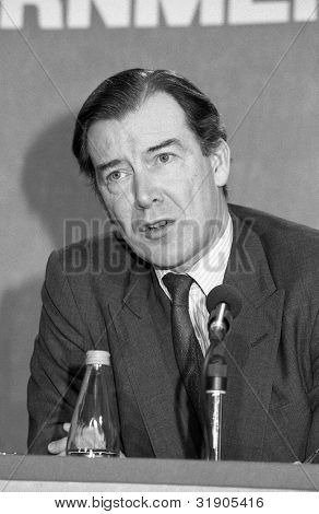 Londra - 26 Şubat: Rt.Hon. Ian Lang, İskoçya ve muhafazakar parti milletvekili Devlet Sekreteri 