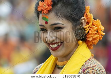 Kolkata , India - March 1, 2018 : Portrait Of Girl Dancer, Dressed In Sari (traditional Indian Dress