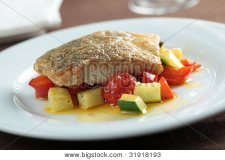 Filetto di pollock arrosto con verdure