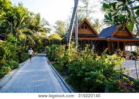 Koh Tao, Thailand, Island Life. Pedestrian Street Along The Coast Of Sairee Beach. Standing On The S