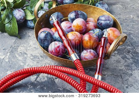 Hookah With Plum Taste