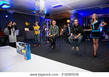 Gamers At Play Station Ps4 Launch Event