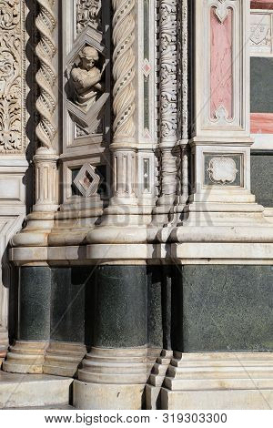 Florence, Italy - August 27, 2018: Florence Cathedral (il Duomo Di Firenze) On August 27, 2018 In Fl
