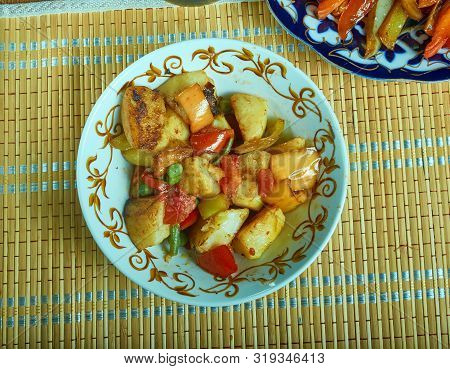 Shimla Mirch Aloo
