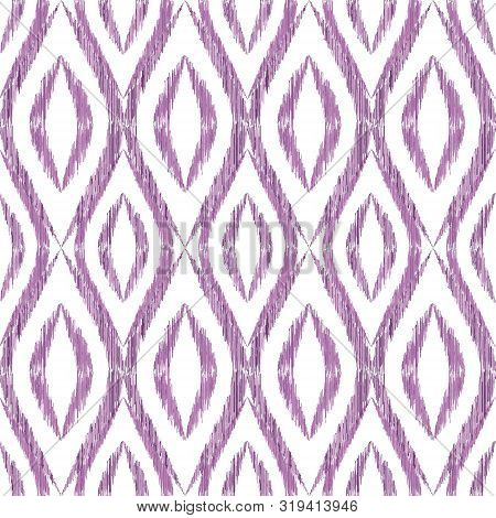 Ikat Ogee Seamless Vector Pattern Illustration. Ethnic Fabric Print Geometric Ikat Pattern. Wavy Oge