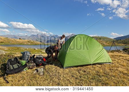 Saint-sorlin, France, August 9, 2019 : Photographers Prepare Their Tent And Equipement For A Night O