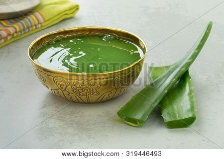 Green Savon noir, black soap, with Aloe extract and fresh Aloe leaves in hammam