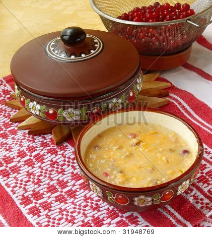 Mais-Brei (Banush) mit A-Cranberry