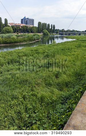 Plovdiv, Bulgaria - May 7, 2018: The Maritsa River, Passing Through The City Of Plovdiv, Bulgaria