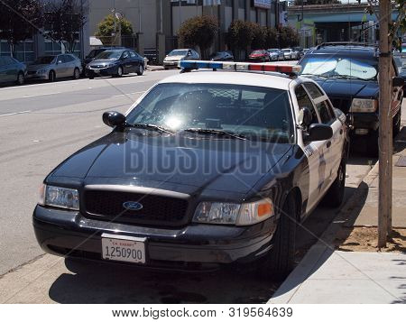 San Francisco, California - August 19, 2010:  Ford Crown Victoria Sfpd Police Vehicle Parked On Stre