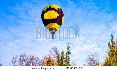Hot Air Balloon Ride . Romance Of The Flight . Hot Air Balloon Ride . Hot Air Balloons Flies In Blue