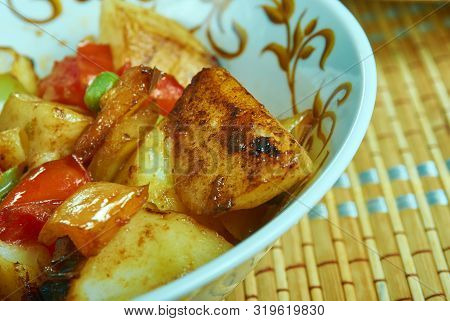Shimla Mirch Aloo