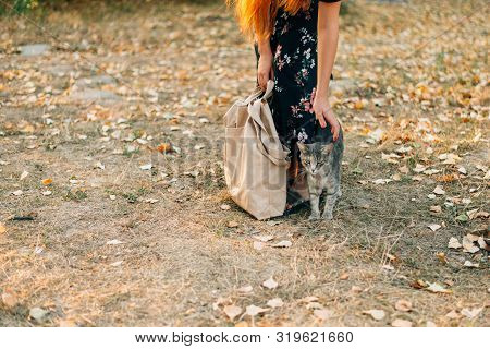 Caucasian Girl Holds Linen Shopper On Sunset Outdoors. Zero Waste Eco Friendly Conscious