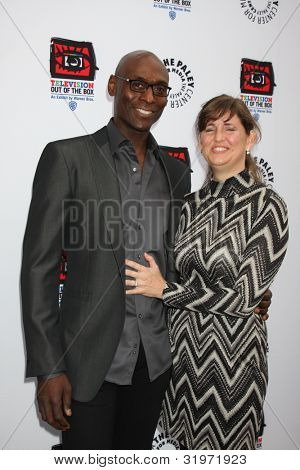 LOS ANGELES - APR 12: Lance Reddick arriva alla Warner Brothers 