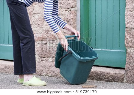 Recycle Food Green Bin Being Clean To Help Environment Conservation Uk