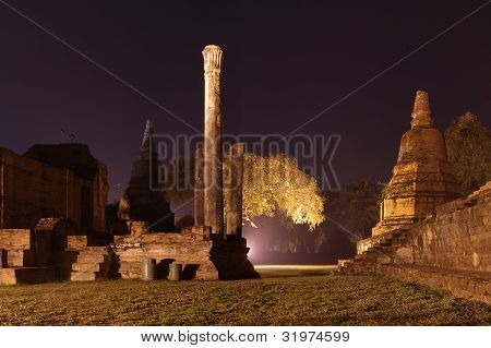 Ayutthaya templom