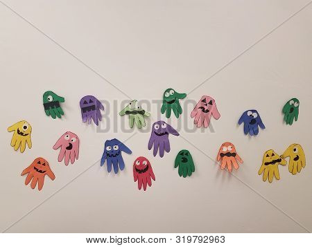 Halloween Pumpkin Hand-print Decorations On The Wall