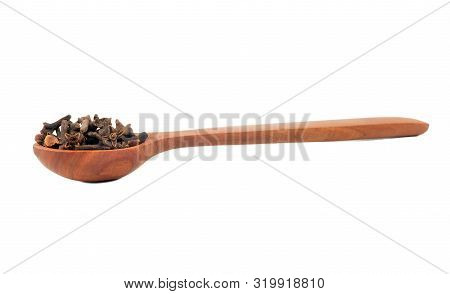 Dry Cloves In Spoon