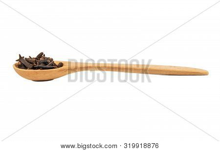 Dry Cloves In Spoon