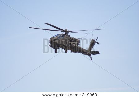 Apache elicottero In volo