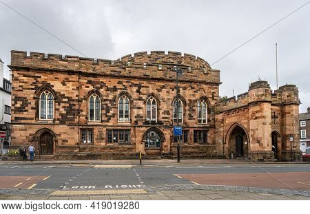 Carlisle, Cumbria, Uk, August 2020 - Carlisle Citadel, Old Courthouse, Carlisle, Cumbria, Uk