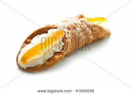 Sicilian Cannoli With Orange