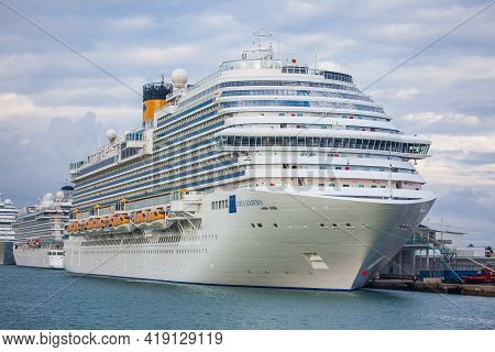 Barcelona, Spain - October 26, 2015: Costa Diadema, A Dream-class Cruise Ship Operated By Costa Croc