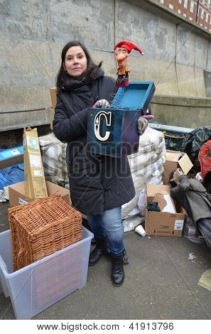 Requisiten aus dem London Dungeon gehen zum Verkauf in Pimlico Markt im Zentrum von London 3. Februar 2013