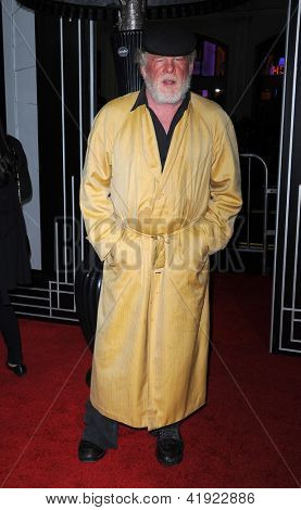 LOS ANGELES - FEB 05: Nick Nolte přijíždí do Los Angeles premiéra 