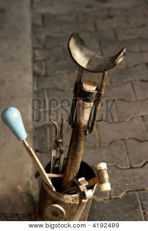 Horseshoes Tools. professionelle Ausrüstung für Pferde