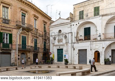Gravina In Puglia, Italy -september 19, 2019: The Historic Center Of A Gravina In Puglia. A Charming