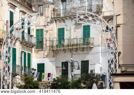 Gravina In Puglia, Italy -september 19, 2019: The Historic Center Of A Gravina In Puglia. A Charming