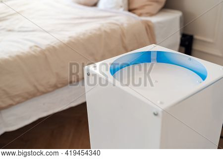 Air Recirculator. Protection Against Viruses With An Ultraviolet Lamp.