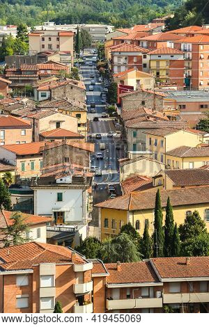 Colle Di Val Delsa, Italy - Circa September 2018. Beautiful Architecture Of Colle Di Val Delsa, Smal
